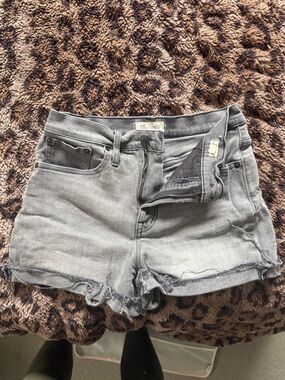 Madewell Women's Gray High-Rise Denim Shorts